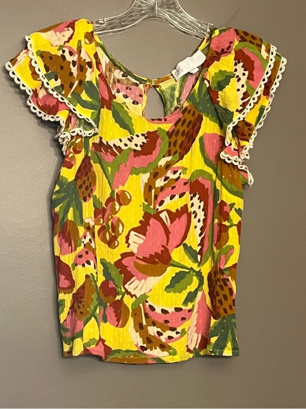 C&C California Yellow Floral Flutter Sleeve Blouse with Pink Accents